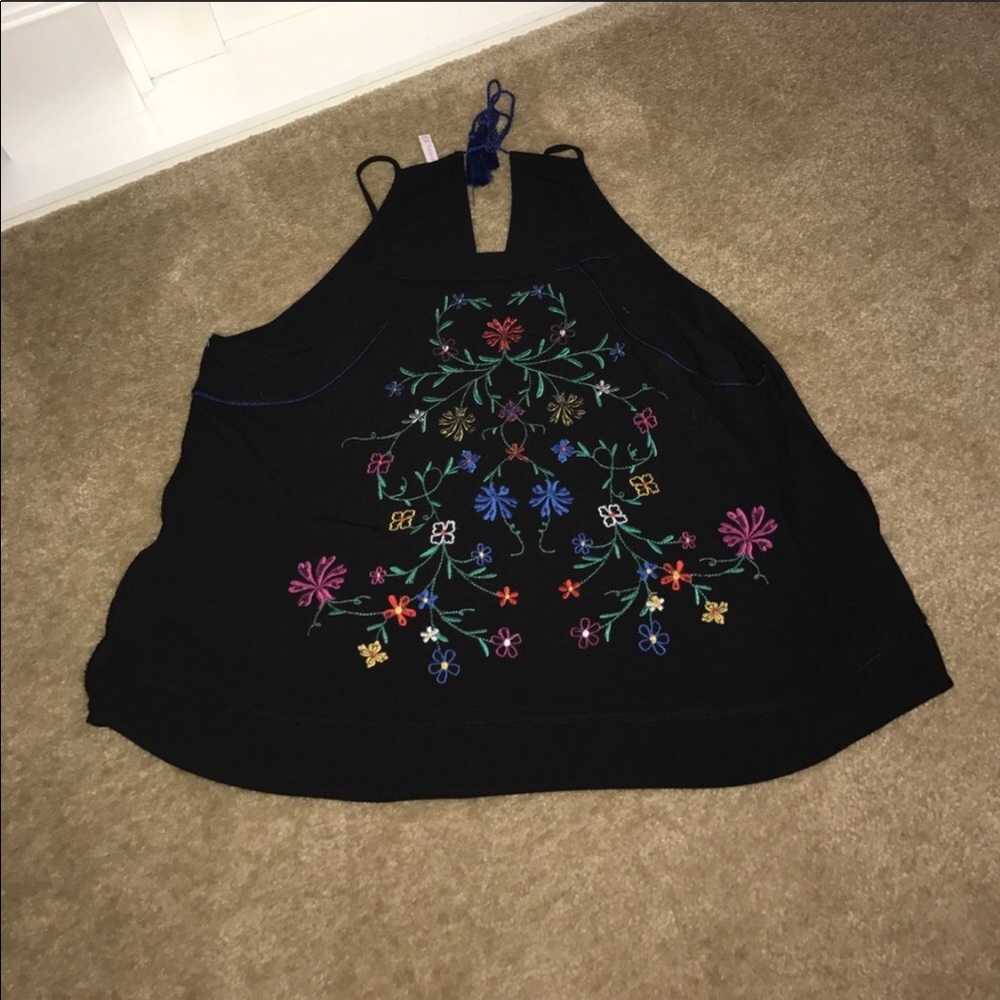Top fits large